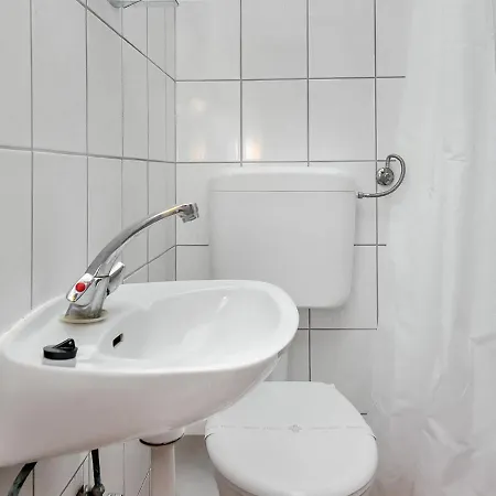 Cico-8 By Interhome Lägenhet